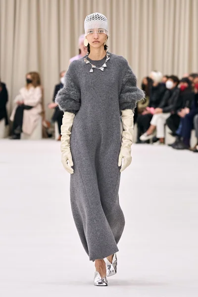 Look 54